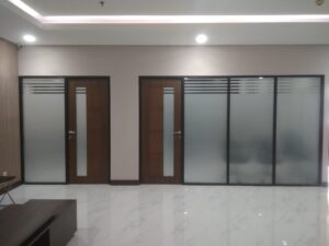 sticker sandblast jendela